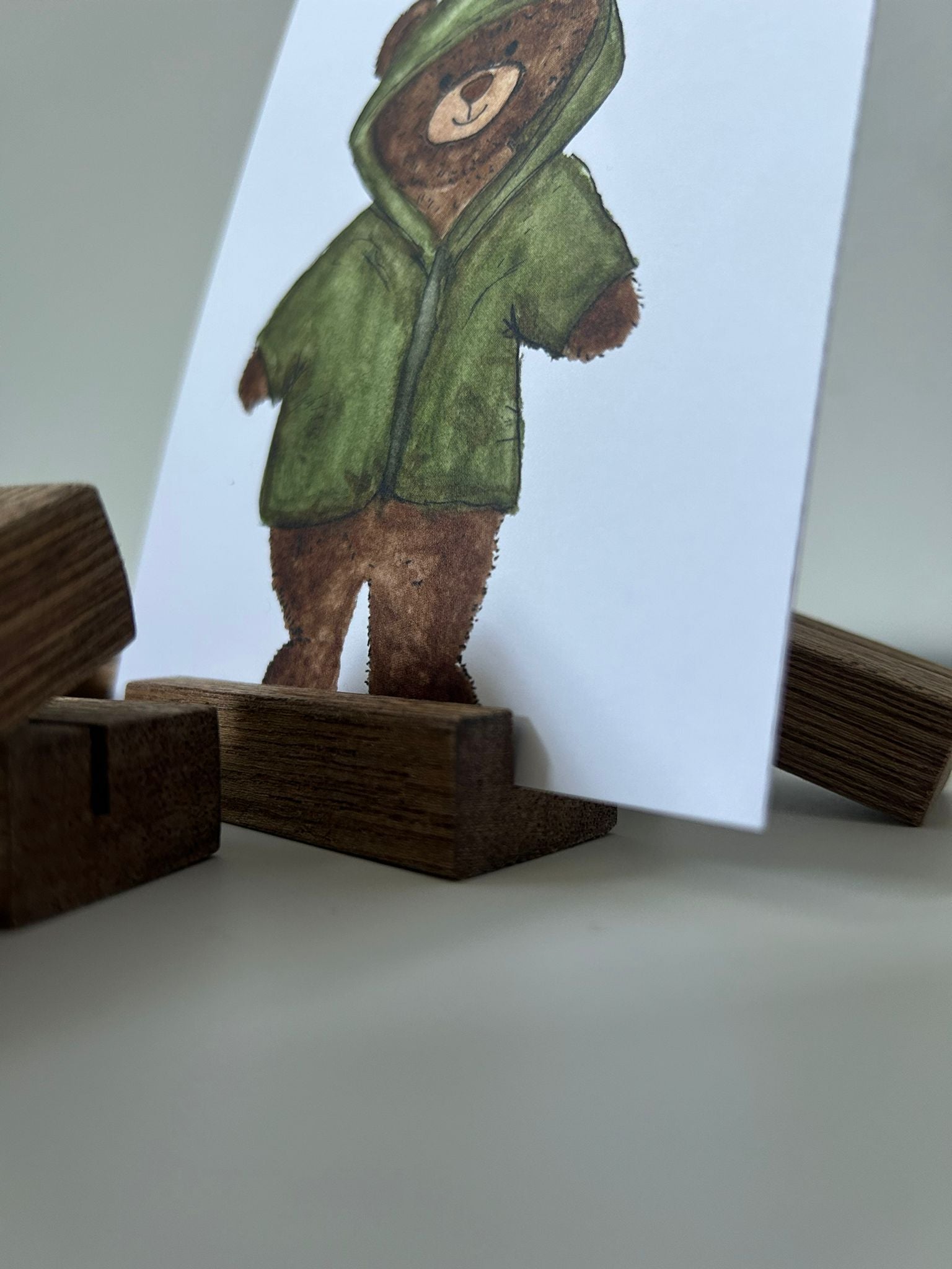 Eikenhouten kaartenhouder